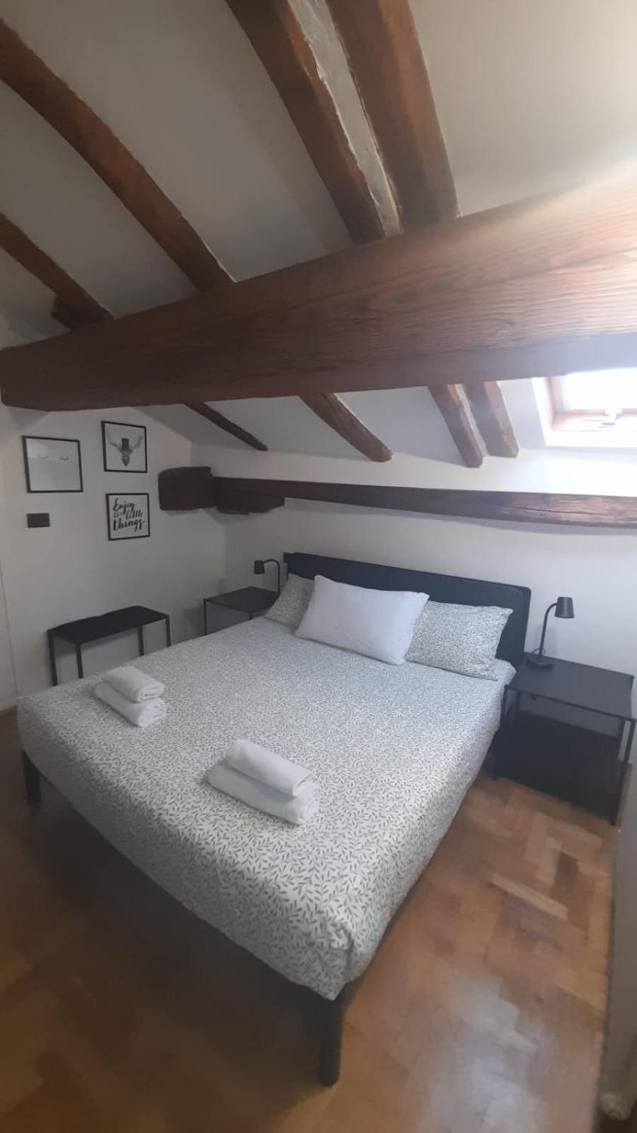 B&B And Home La Piazzetta Della Pioggia Bologna Buitenkant foto