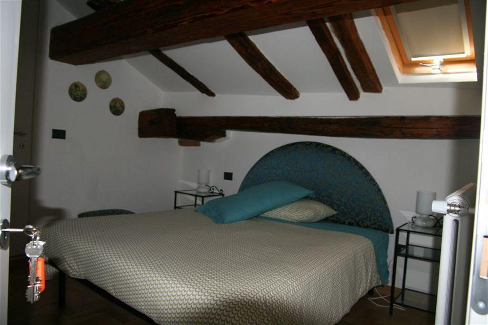 B&B And Home La Piazzetta Della Pioggia Bologna Buitenkant foto
